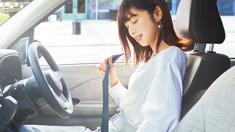 運転席・助手席まわり