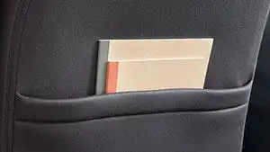 シートバックポケット