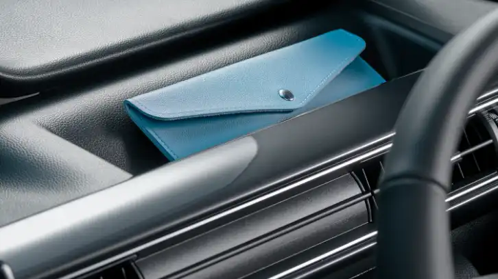 運転席インパネ上部