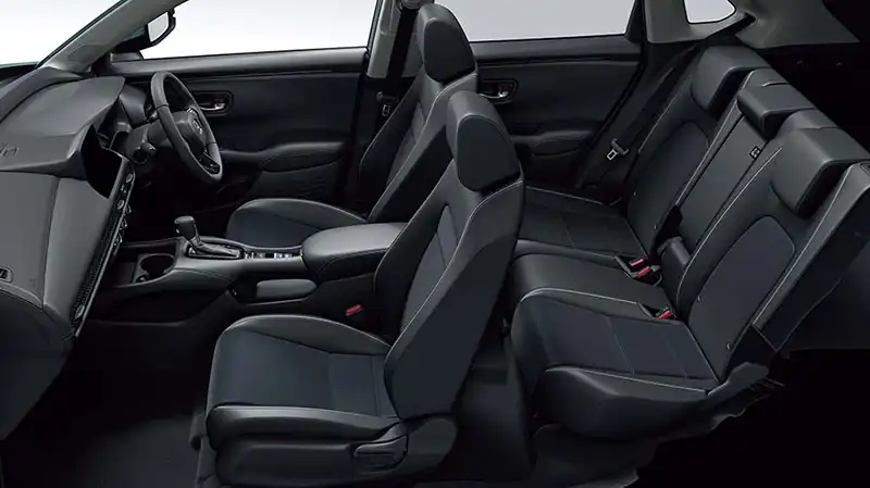 e:HEV X のシート